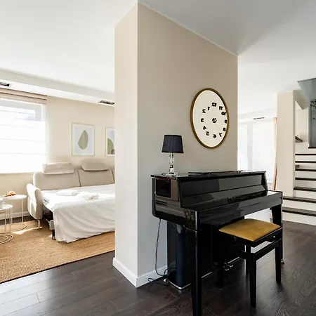 Redlowo Luxury By Bookinghost Daire *