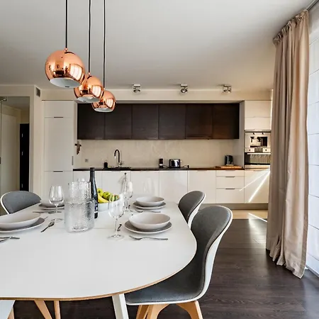 Redlowo Luxury By Bookinghost 아파트 그디니아